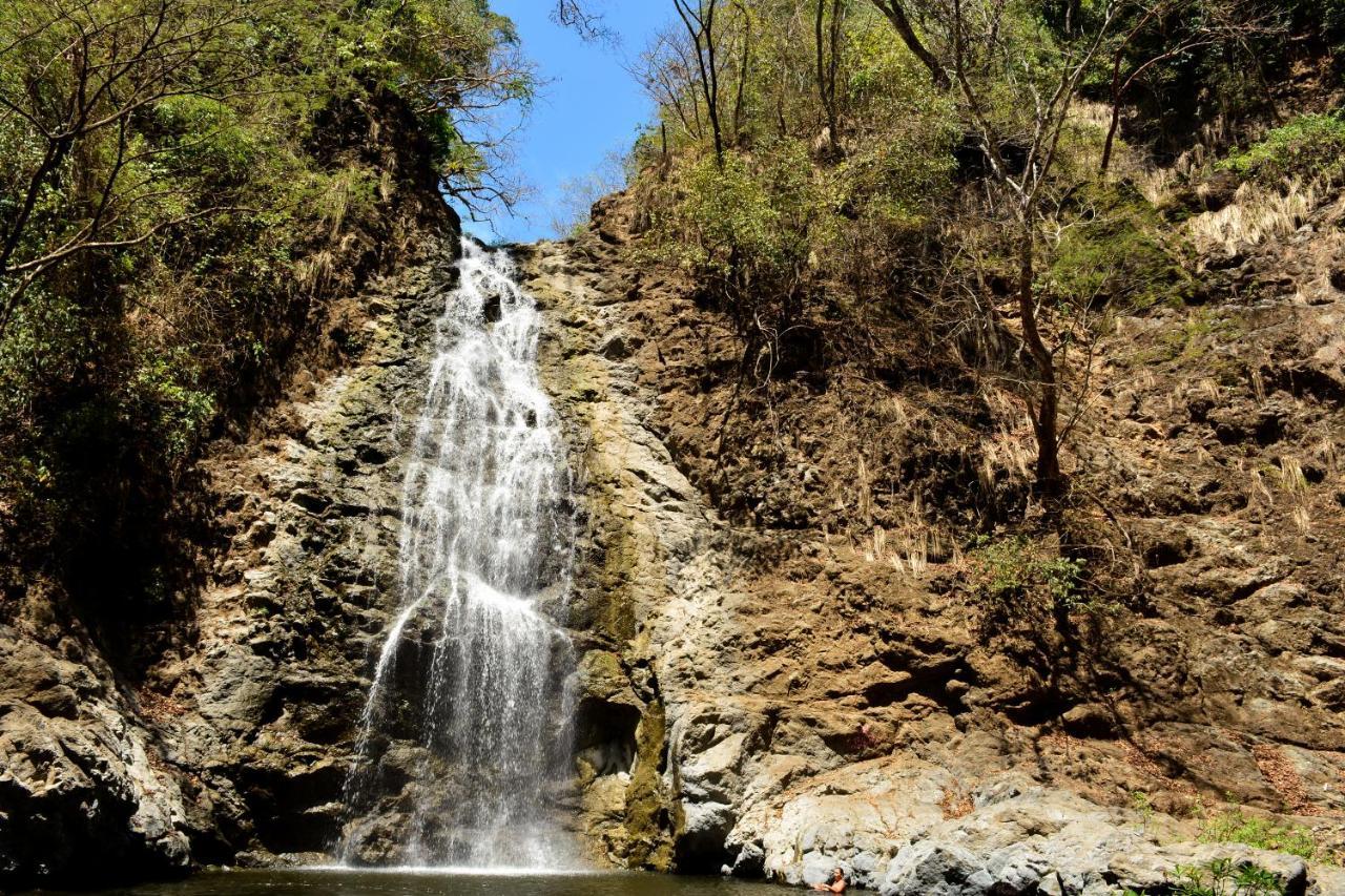 פונטארנס Hotel La Cascada מראה חיצוני תמונה